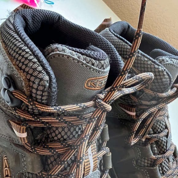 KEEN Men's Targhee 3 Mid Height Waterproof Hiking Boots NWOT - Picture 10 of 10